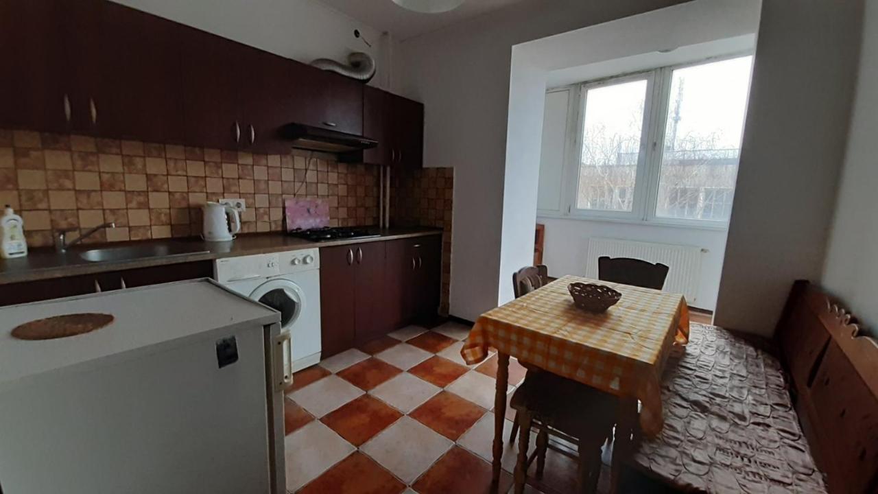 Apartment Na Saharova 伊万诺-弗兰科夫斯克 外观 照片